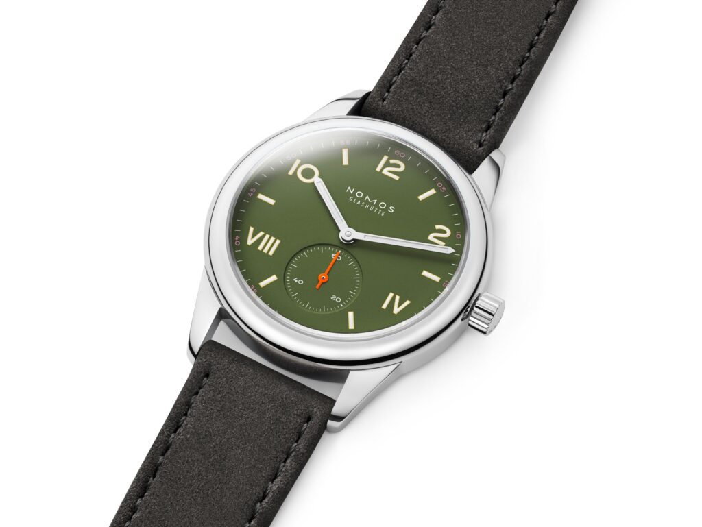 Nomos Club Campus 36 mm se zkrácenými nožkami